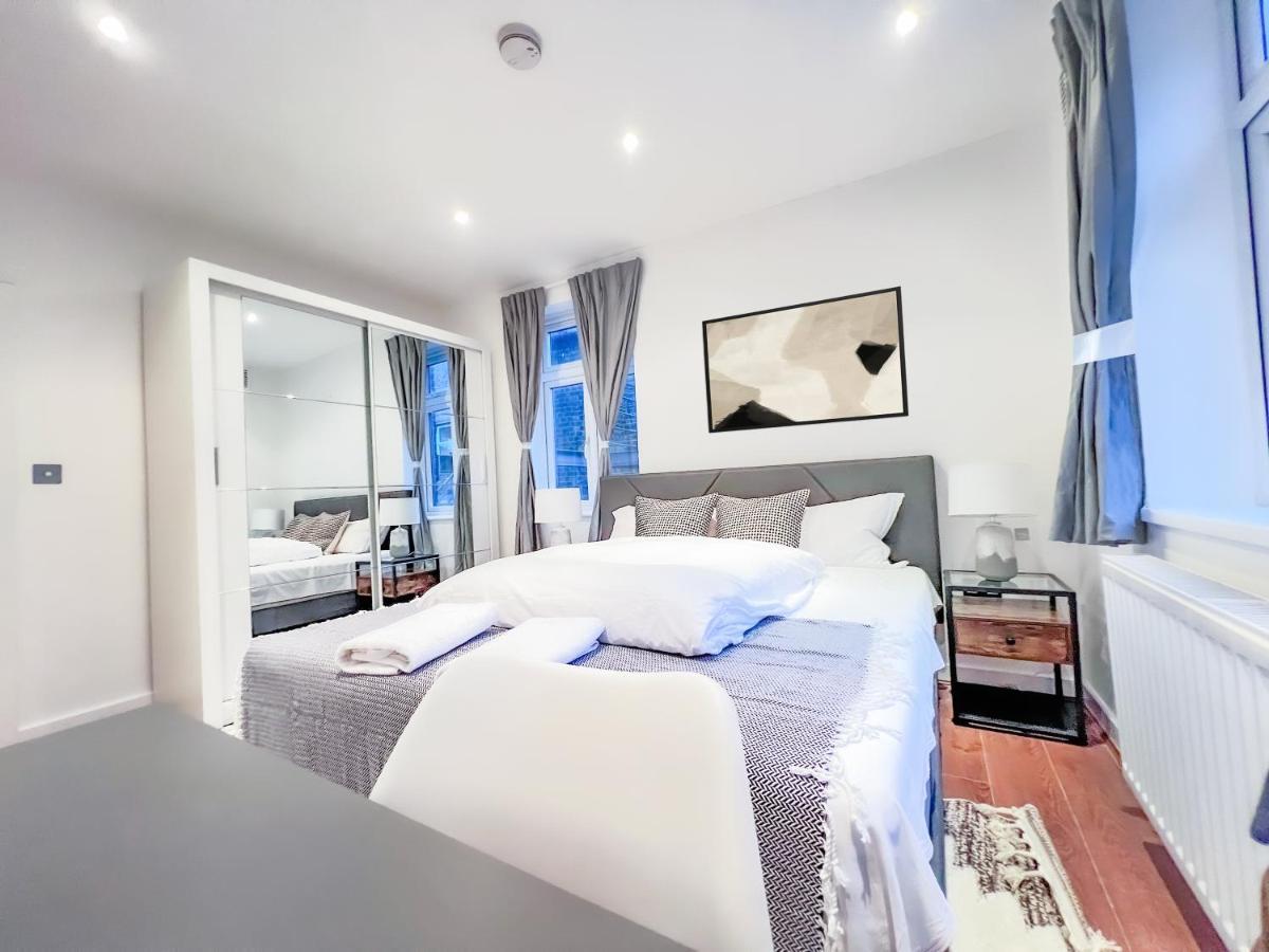 לונדון Prime Location Camden Luxury Apt Sleeps 6 מראה חיצוני תמונה