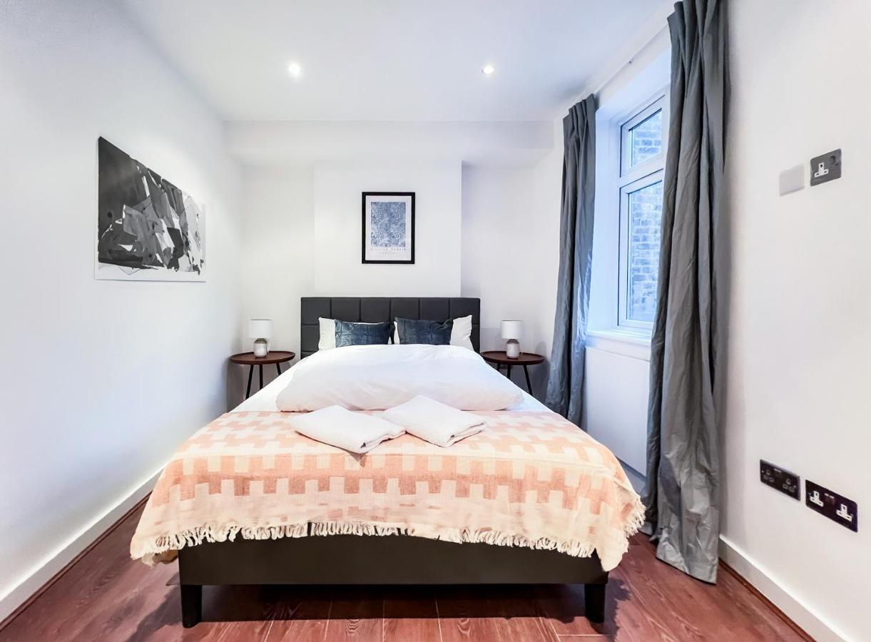 לונדון Prime Location Camden Luxury Apt Sleeps 6 מראה חיצוני תמונה